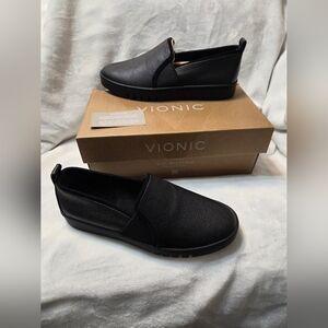 Vionic Cambria Black Leather Slip On 8.5 M Vio Motion NEW Discontinued